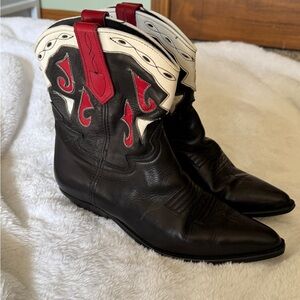 Seychelles Black and Red Western Boots